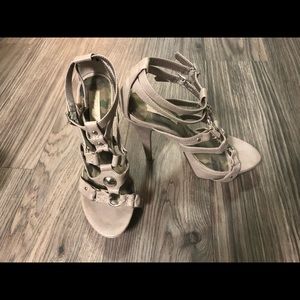 Never worn! Strappy tan heel